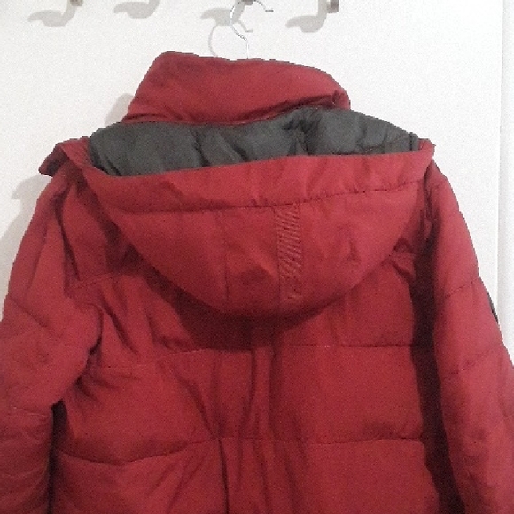 Camel Active Auth. Heritage Red Puffer Jacket, Needs New Zipper, Send an offer! - Picture 8 of 17